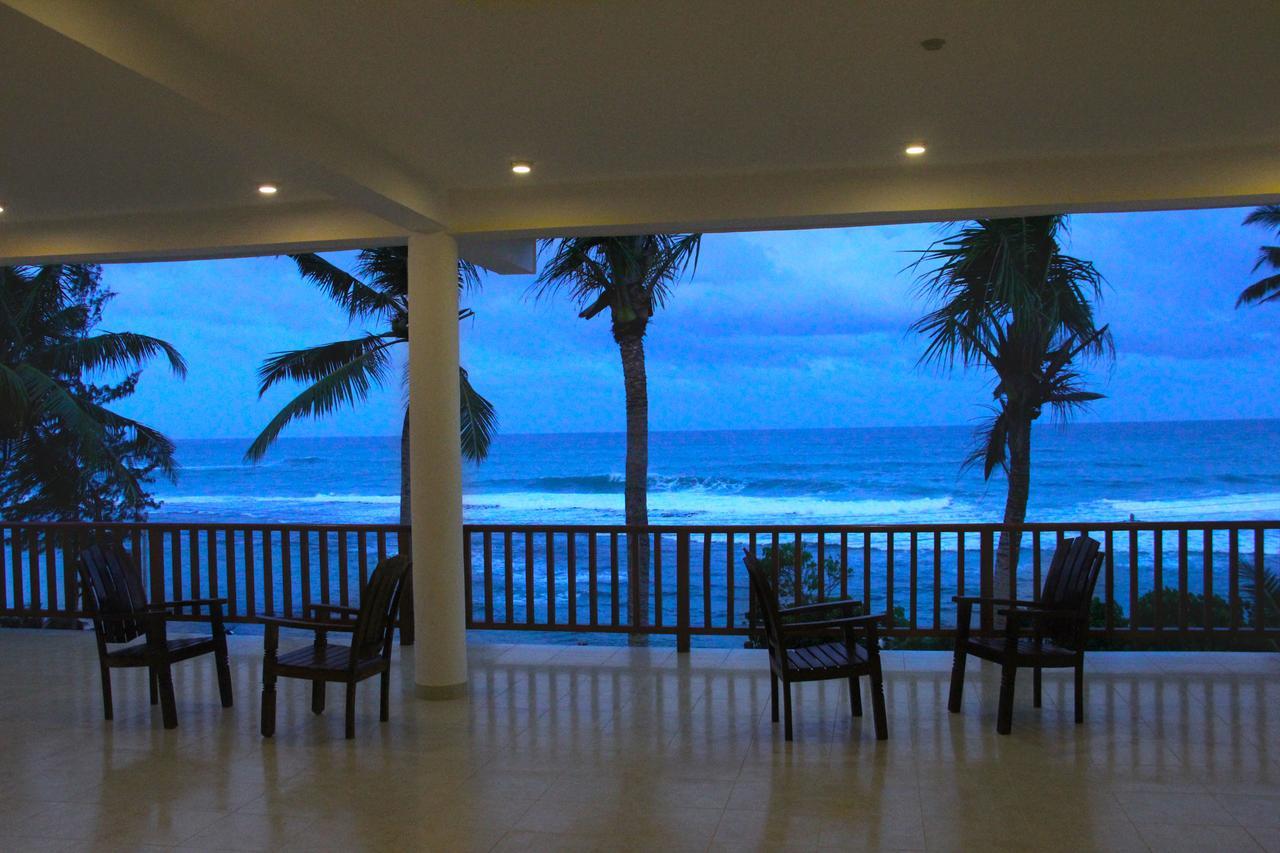 Savenrose Beach Villa 마타라 외부 사진