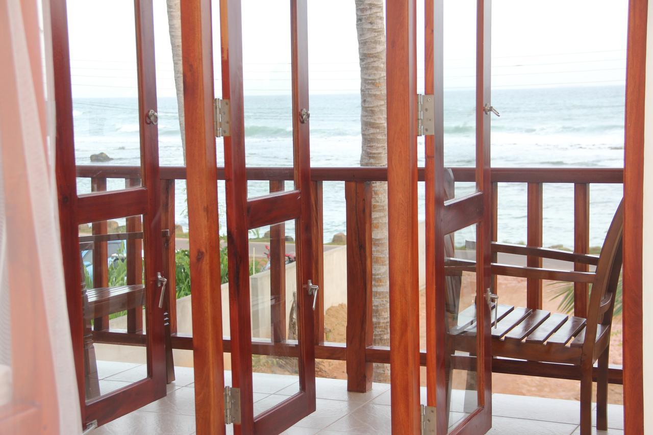 Savenrose Beach Villa 마타라 외부 사진